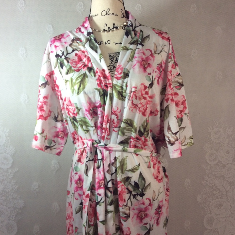 Show Me Your Mumu White Pink Floral Short Robe OS - Picture 1 of 8
